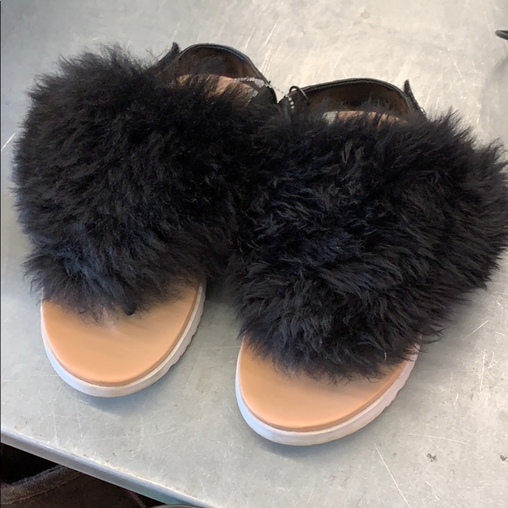 Ugh sandals